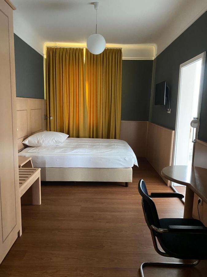 Hotel Union Офенбург Екстериор снимка