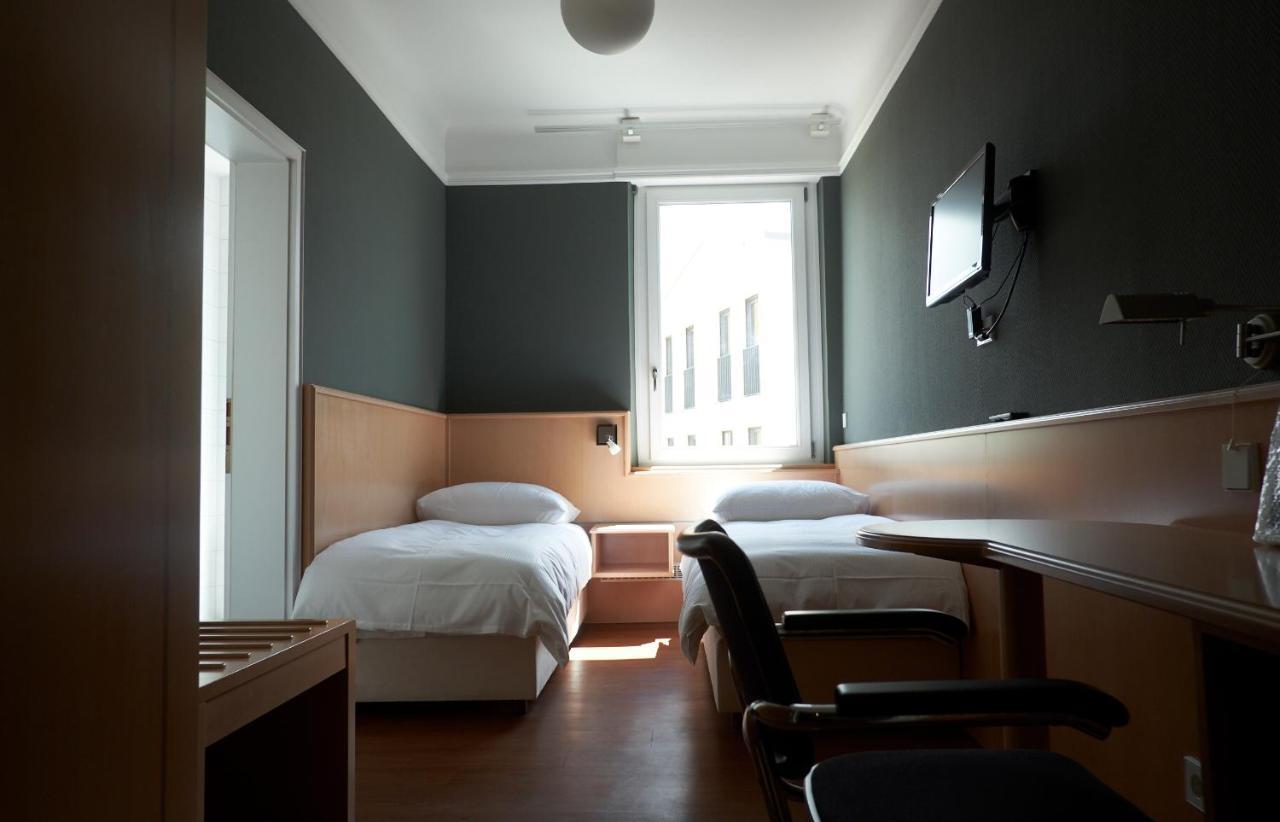 Hotel Union Офенбург Екстериор снимка